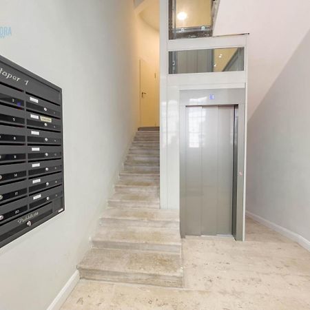 Slataper 11 Tirabora Short Rent Apartment Trieste Ngoại thất bức ảnh